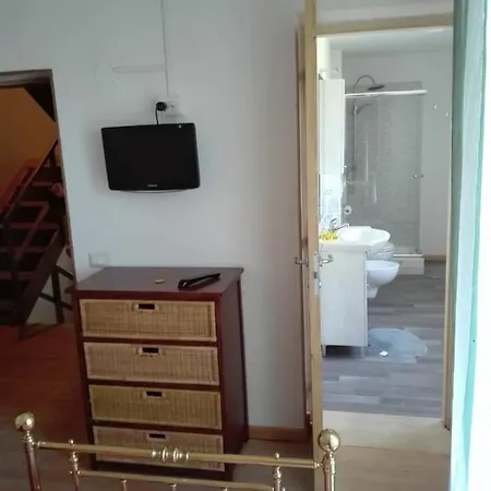 Il Posto Del Ciliegio Selvatico Bed & Breakfast *